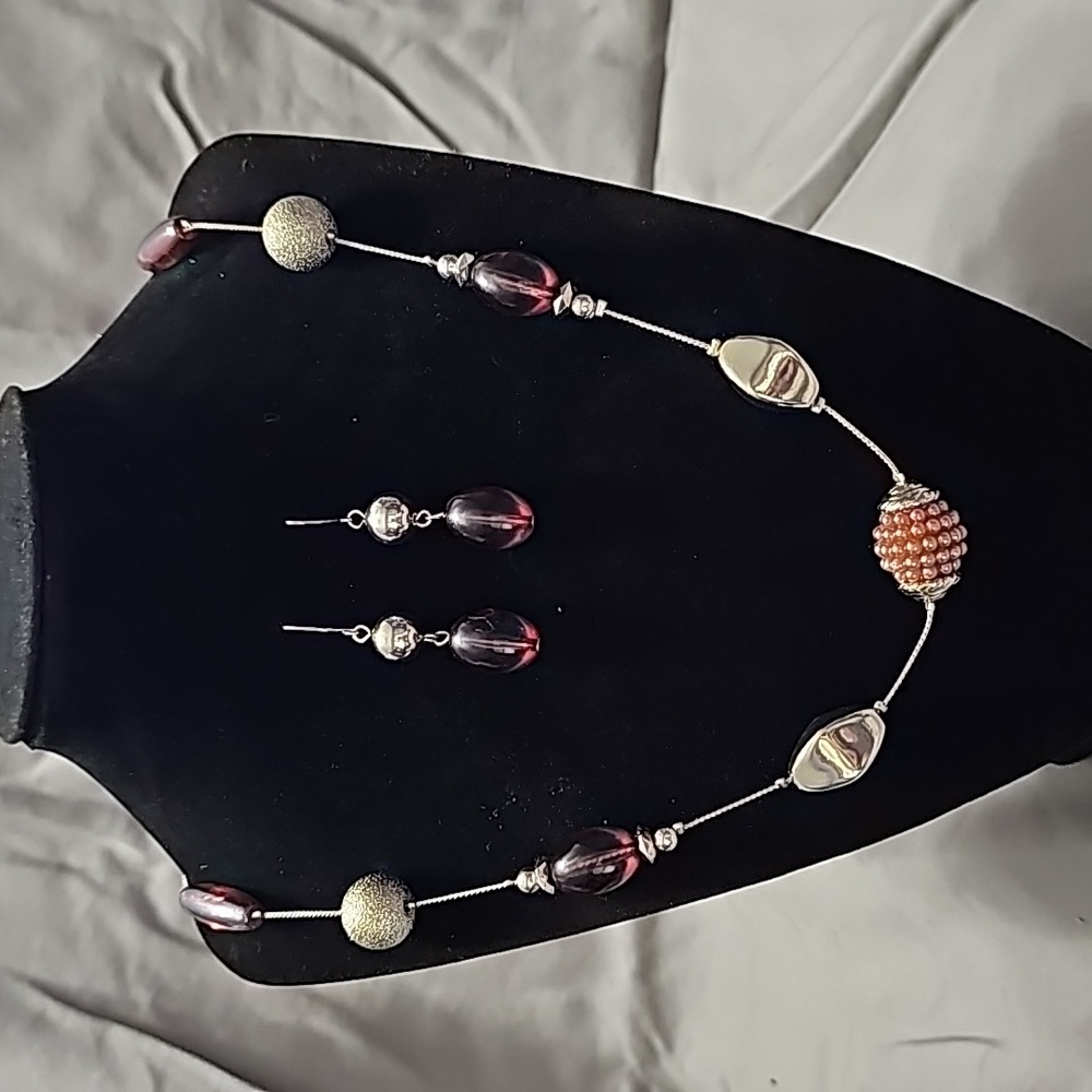 Necklace with Gold and Rust color beads and matching earrings‎
